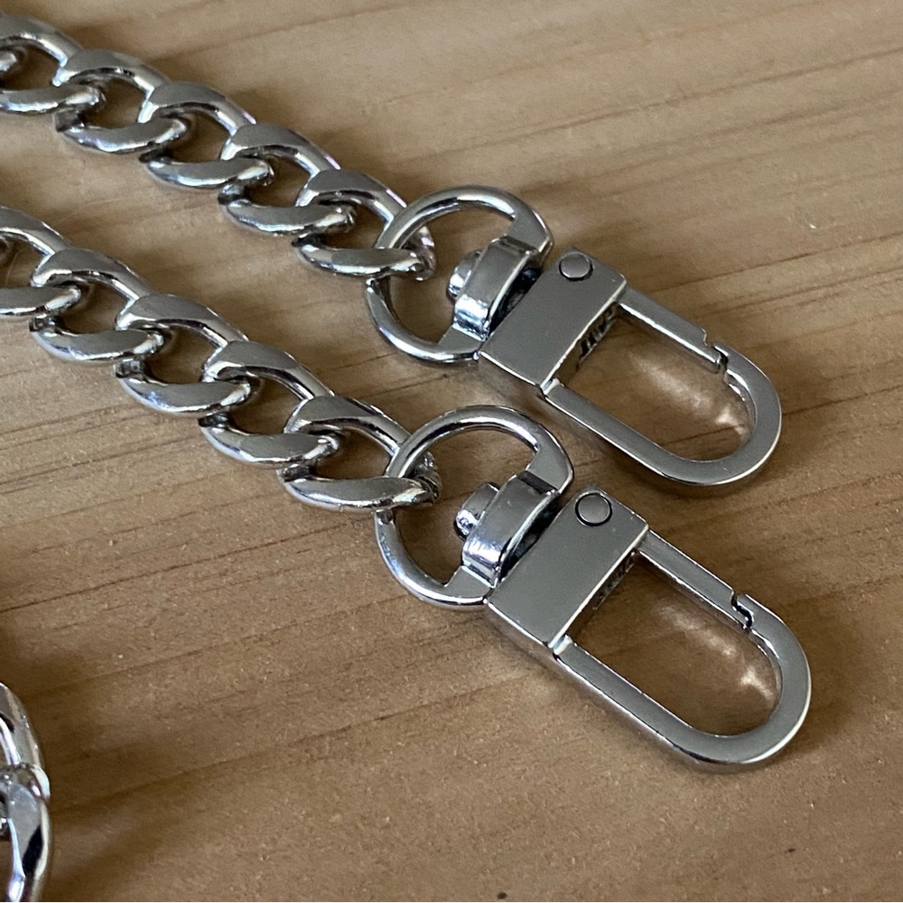 Shoulder Flat Chain Strap Replacement in Silver 18” - Picture 3 of 6